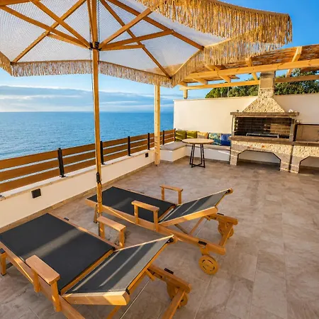 Navis Luxury * Skála Kallirákhis